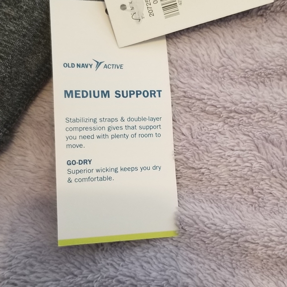 NWT Old Navy Sports Bra - Picture 4 of 4